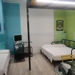 2 Lofts Guest House